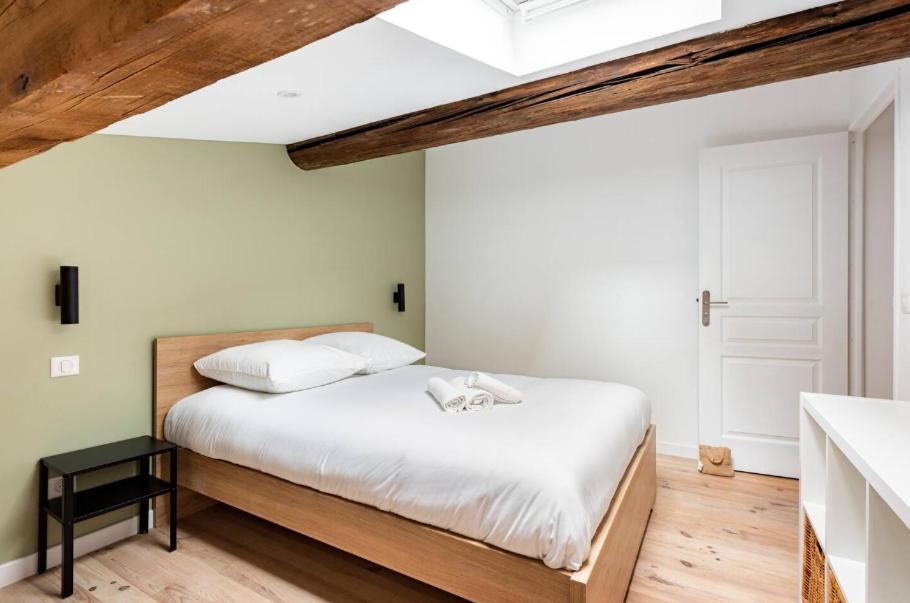 Ferienwohnung {St Fee Sur Les Toits} * Plein Centre Marseille * Clim Exterior foto